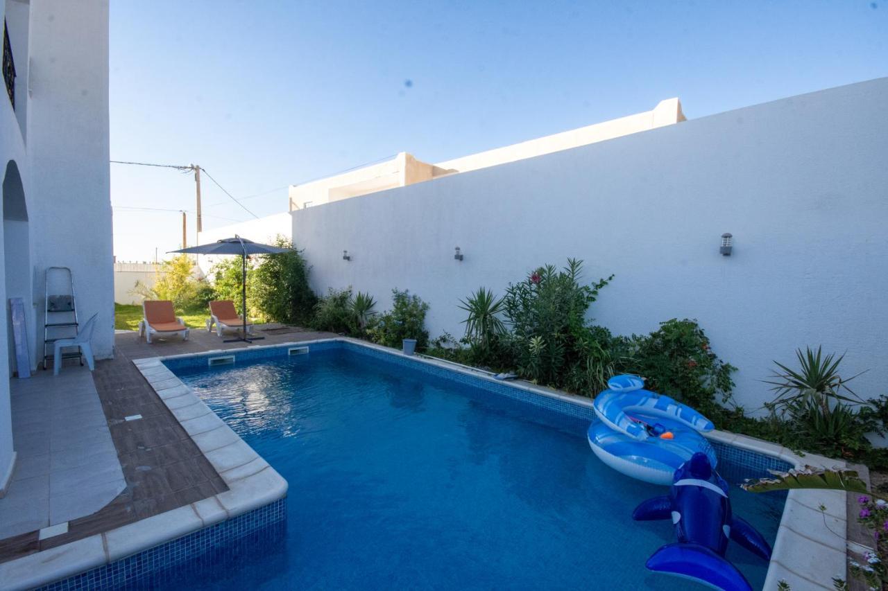 Villa Meublee Avec Piscine Et Abri De Voiture Erriadh Екстериор снимка